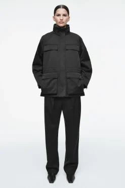 New COS TALIOWANA KURTKA W STYLU UTILITY