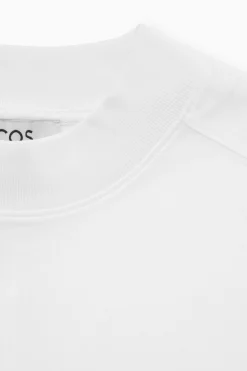 Hot COS TALIOWANY T-SHIRT Z WYSOKIM DEKOLTEM