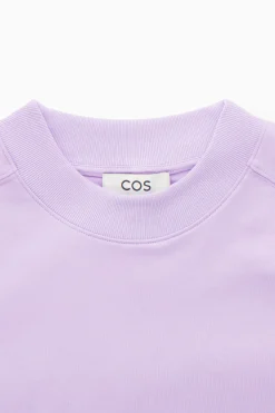 Fashion COS TALIOWANY T-SHIRT Z WYSOKIM DEKOLTEM