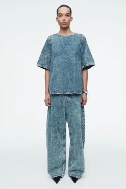 Discount COS TOP Z KRÓTKIM RĘKAWEM ZE SPRANEGO DENIMU