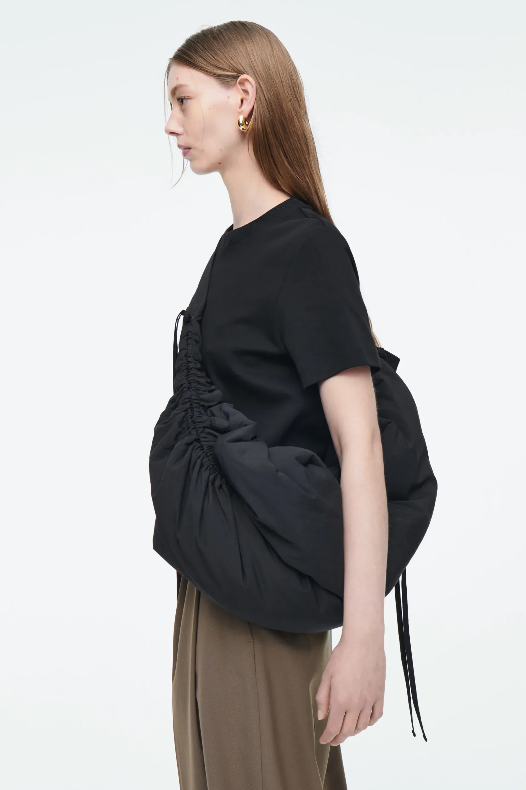 Online COS TOREBKA „CANOPY” TYPU CROSSBODY Z NYLONEM Czarny