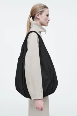 Outlet COS TOREBKA „CLOUD” TYPU TOTE