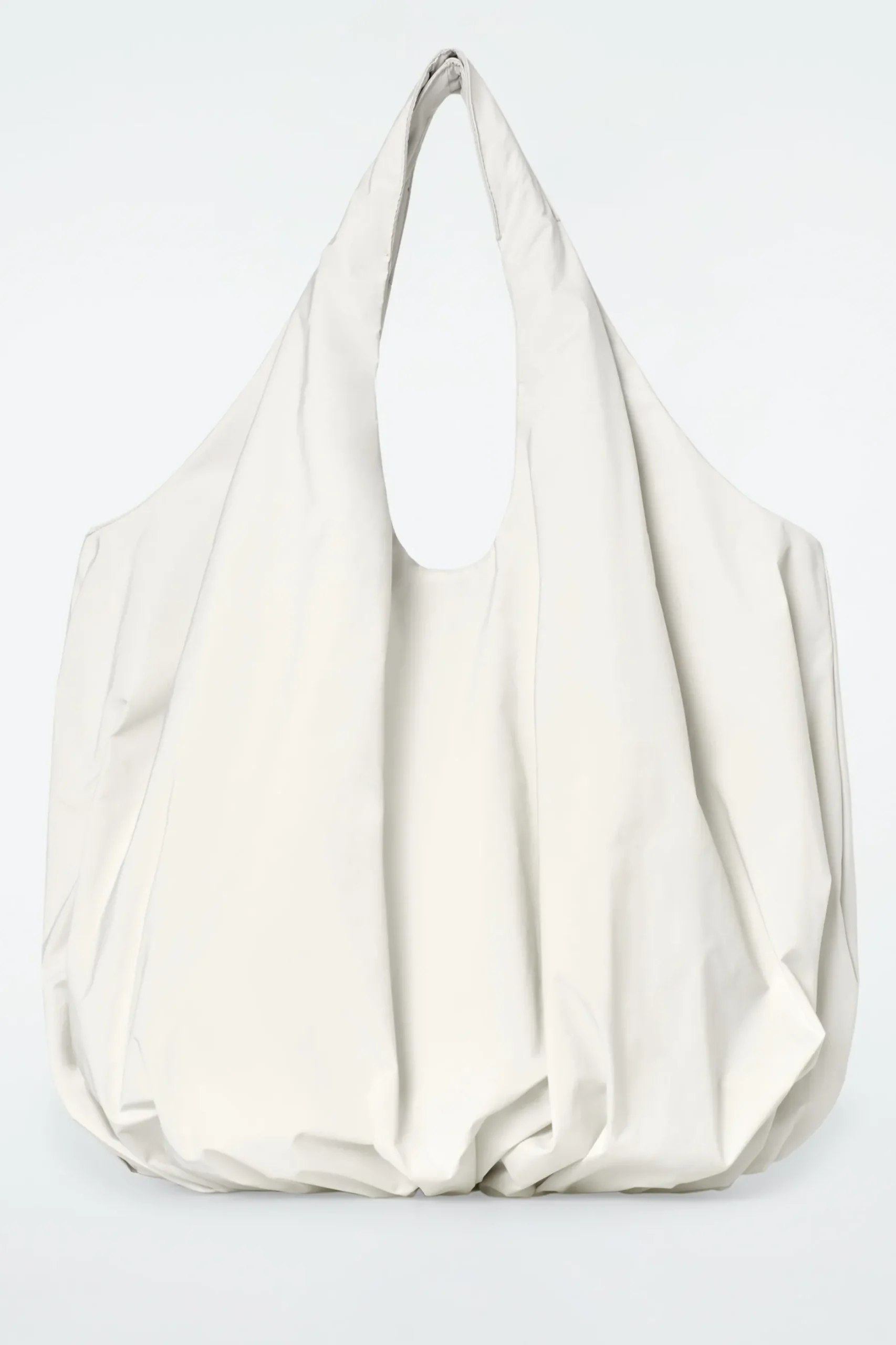 Hot COS TOREBKA „CLOUD” TYPU TOTE Kredowy