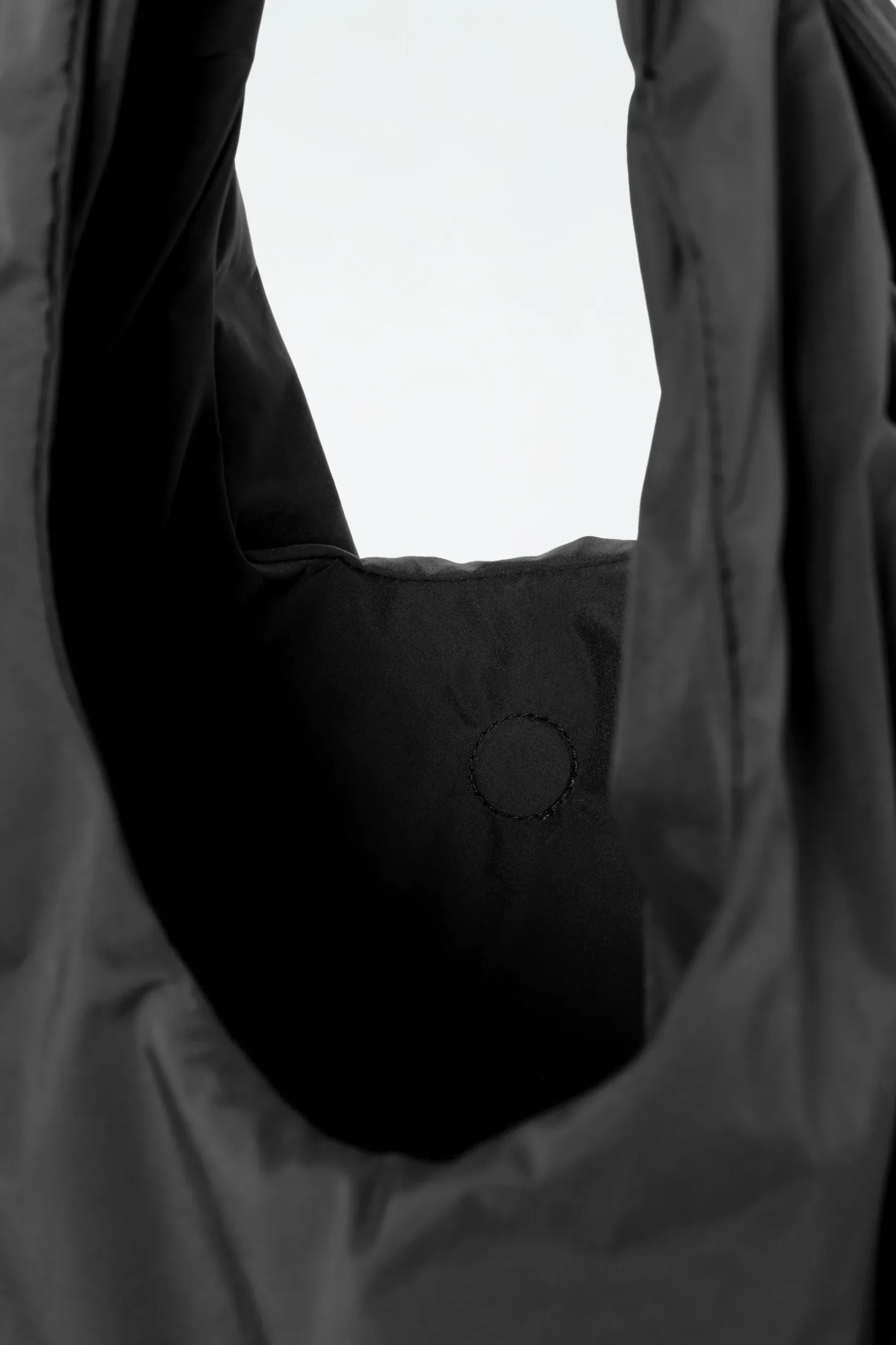 Outlet COS TOREBKA „CLOUD” TYPU TOTE