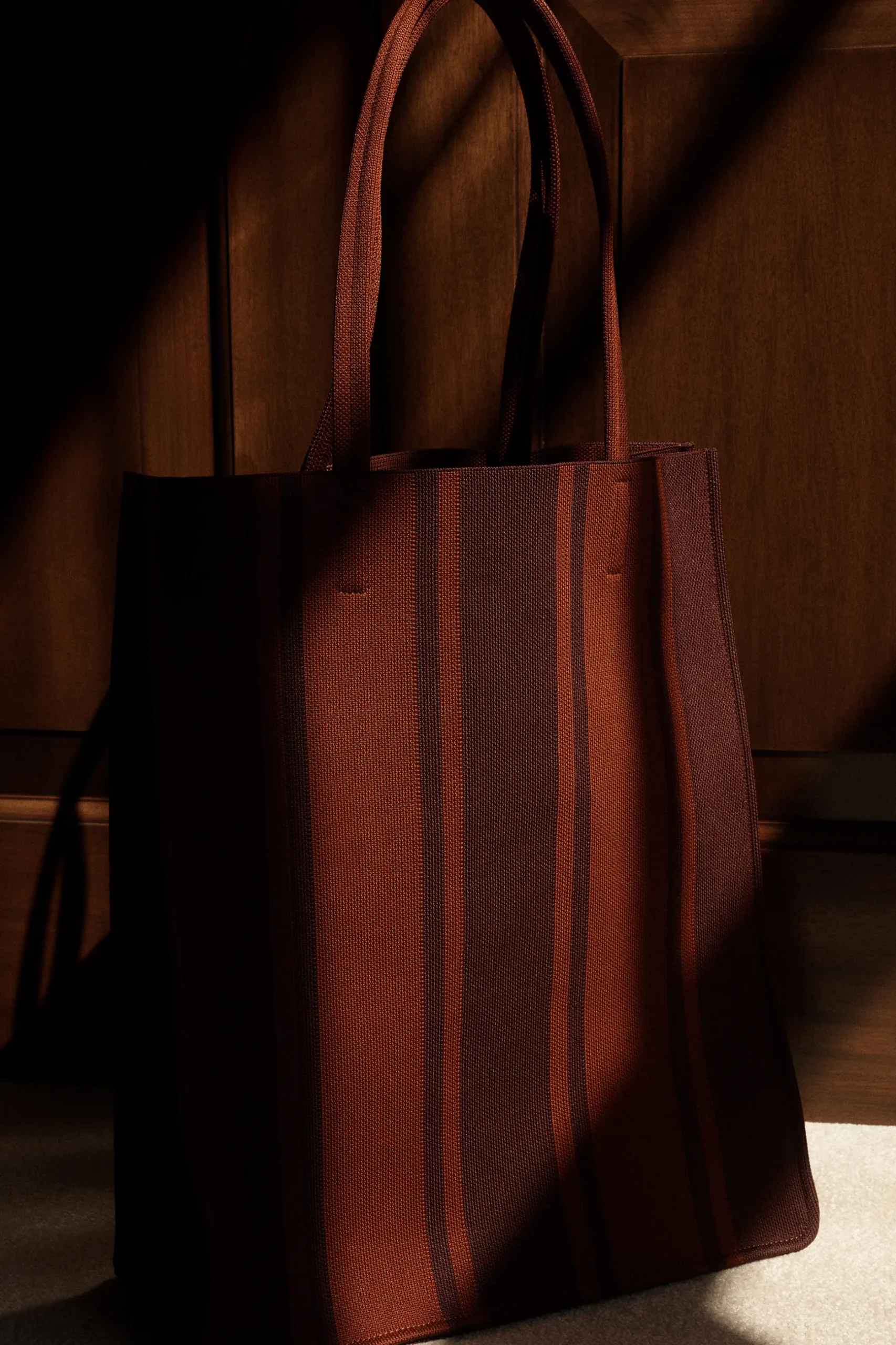 Sale COS TOREBKA TYPU TOTE W PASKI