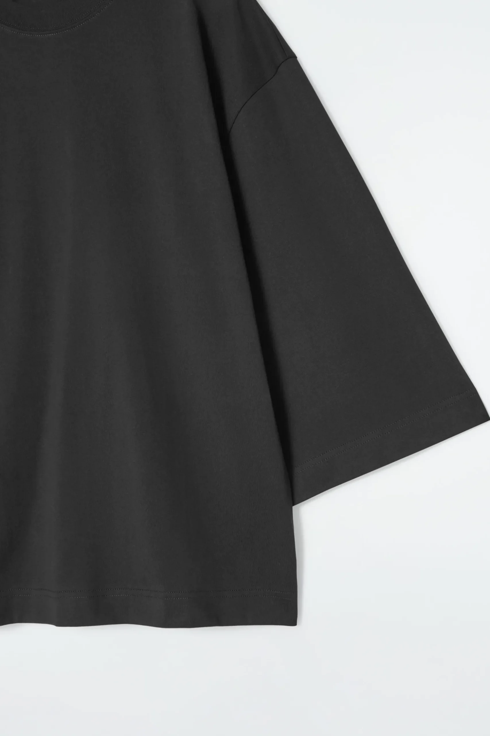 New COS TRAPEZOWY T-SHIRT – RELAXED FIT