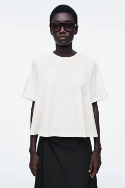 Online COS TRAPEZOWY T-SHIRT O LUŹNYM KROJU