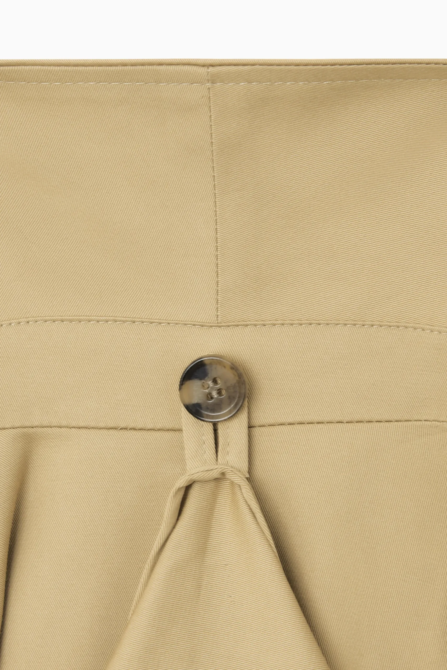 Outlet COS TRENCZ OVERSIZE Z SZALEM
