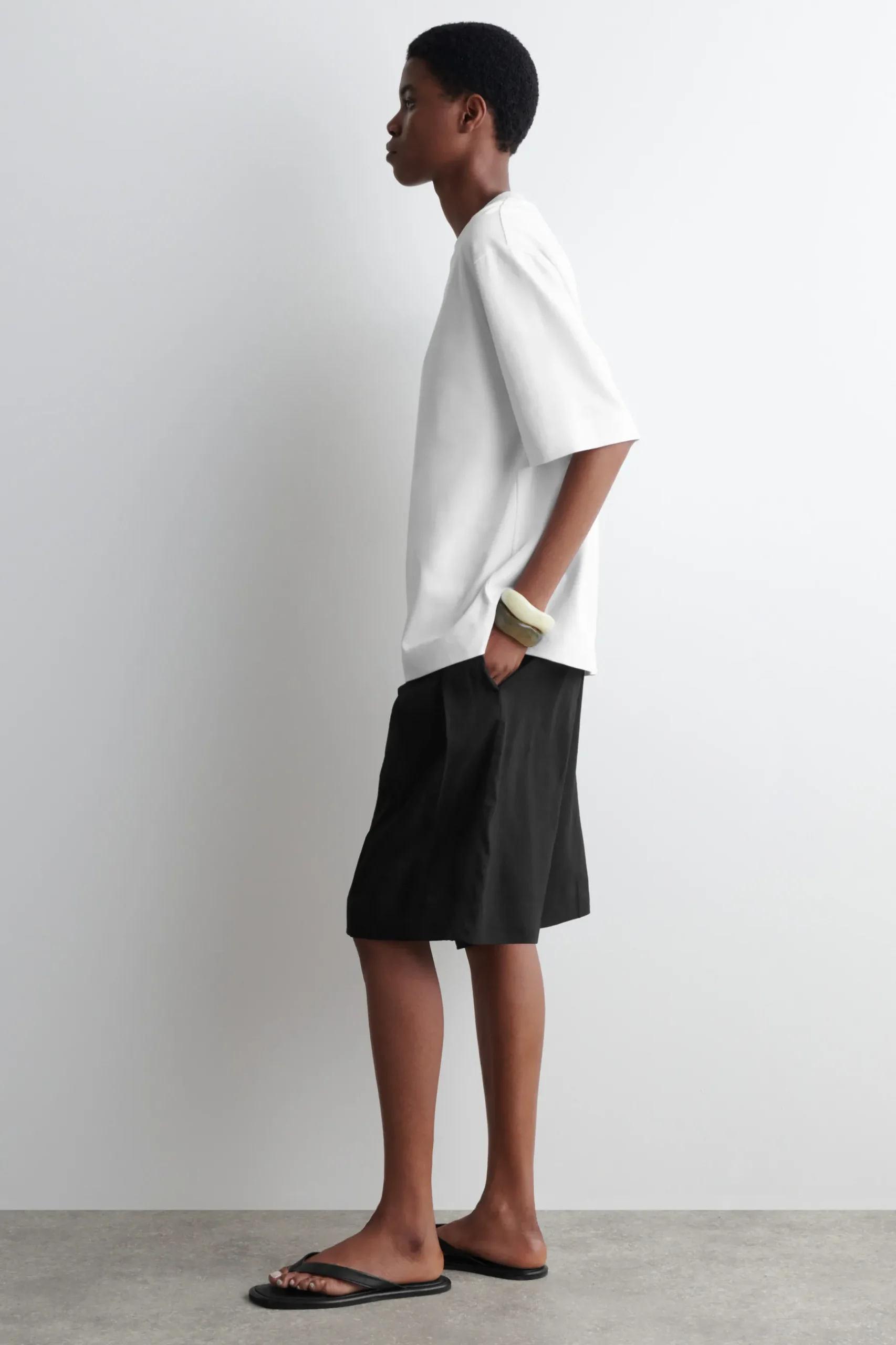 Outlet COS T-SHIRT OVERSIZE