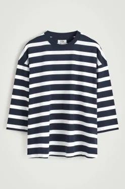Online COS T-SHIRT OVERSIZE Z RĘKAWEM 3/4