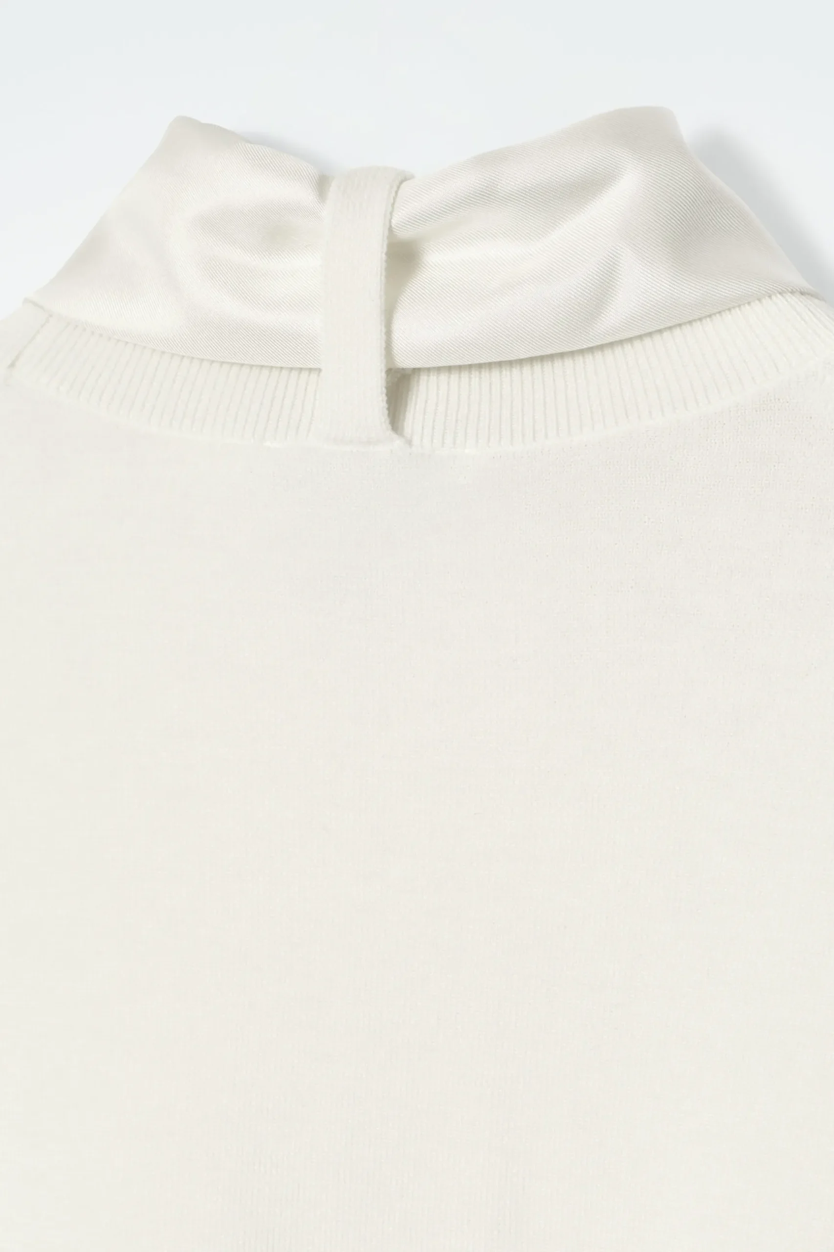Online COS T-SHIRT Z WEŁNY MERINO