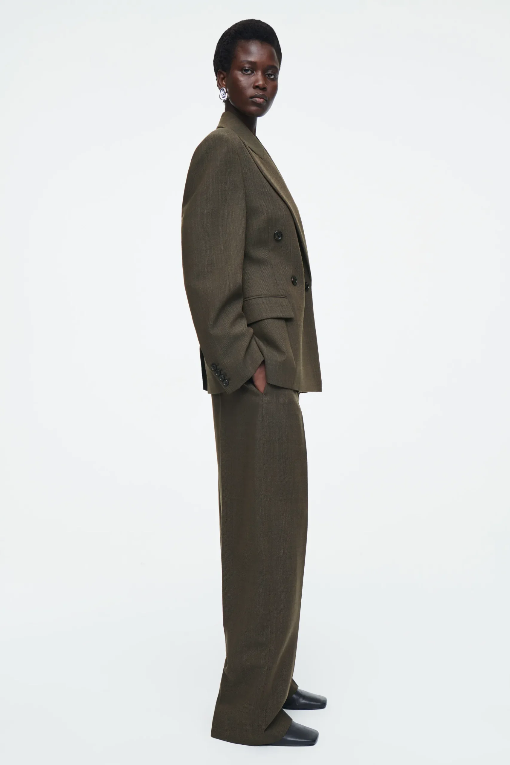 Online COS WEŁNIANE SPODNIE TYPU BARREL – RELAXED FIT