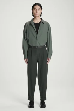Fashion COS WEŁNIANE SPODNIE ZE ZWĘŻANYMI NOGAWKAMI Ciemnozielony