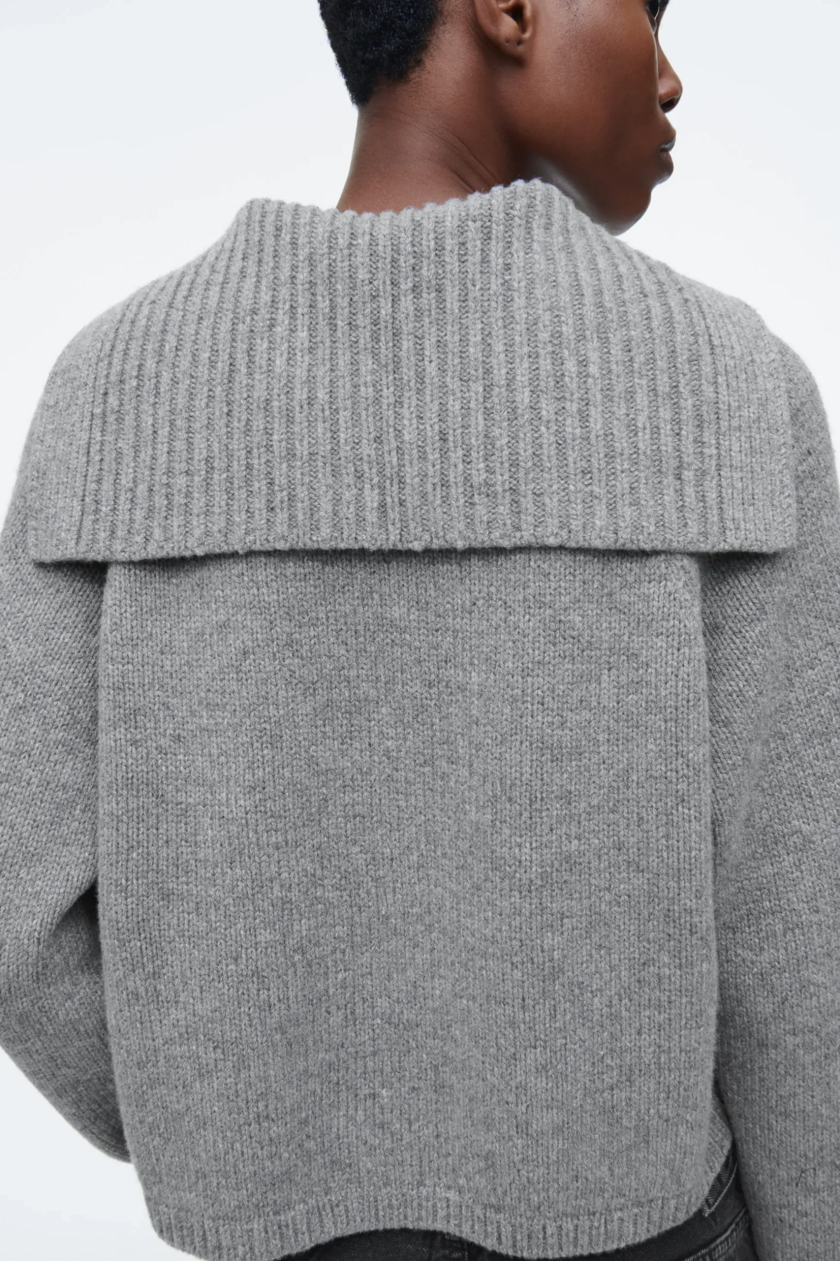 Fashion COS WEŁNIANY KARDIGAN Z ŻEGLARSKIM KOŁNIERZEM