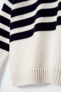 Clearance COS WEŁNIANY SWETER W PASKI