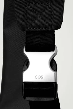 Online COS WODOODPORNA TORBA „SLING” TYPU CROSSBODY Z NYLONEM