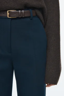 Outlet COS WĄSKIE BAWEŁNIANE SPODNIE – REGULAR FIT