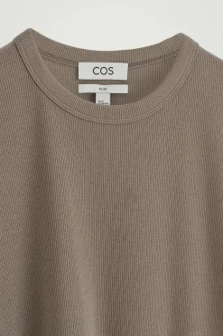 Outlet COS BAWEŁNIANY T-SHIRT O DOPASOWANYM KROJU Ciemnybrązowoszary