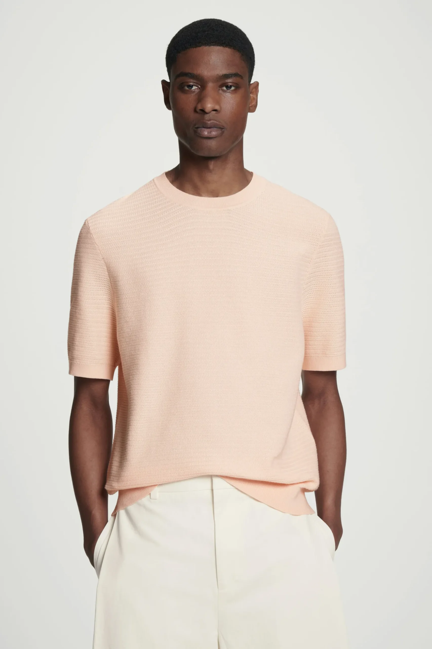 Fashion COS BAWEŁNIANY T-SHIRT O STRUKTURALNYM SPLOCIE Morelowy