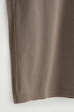 Outlet COS BAWEŁNIANY T-SHIRT Z OKRĄGŁYM DEKOLTEM Ciemnyszarobrązowy