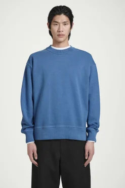 Discount COS BLUZA ZE SPRANEJ BAWEŁNY – RELAXED FIT Niebieski