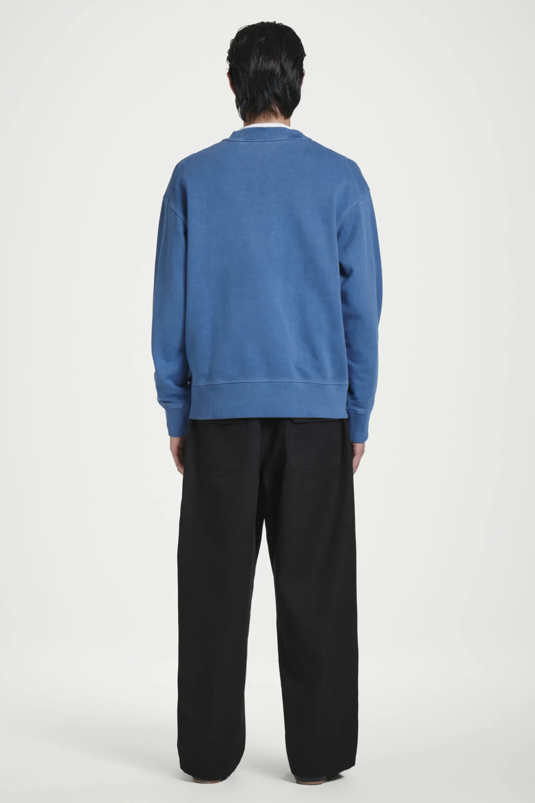 Discount COS BLUZA ZE SPRANEJ BAWEŁNY – RELAXED FIT Niebieski