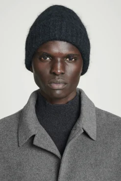 New COS CZAPKA BEANIE Z PRĄŻKOWANEJ DZIANINY Z MOHEREM Czarny