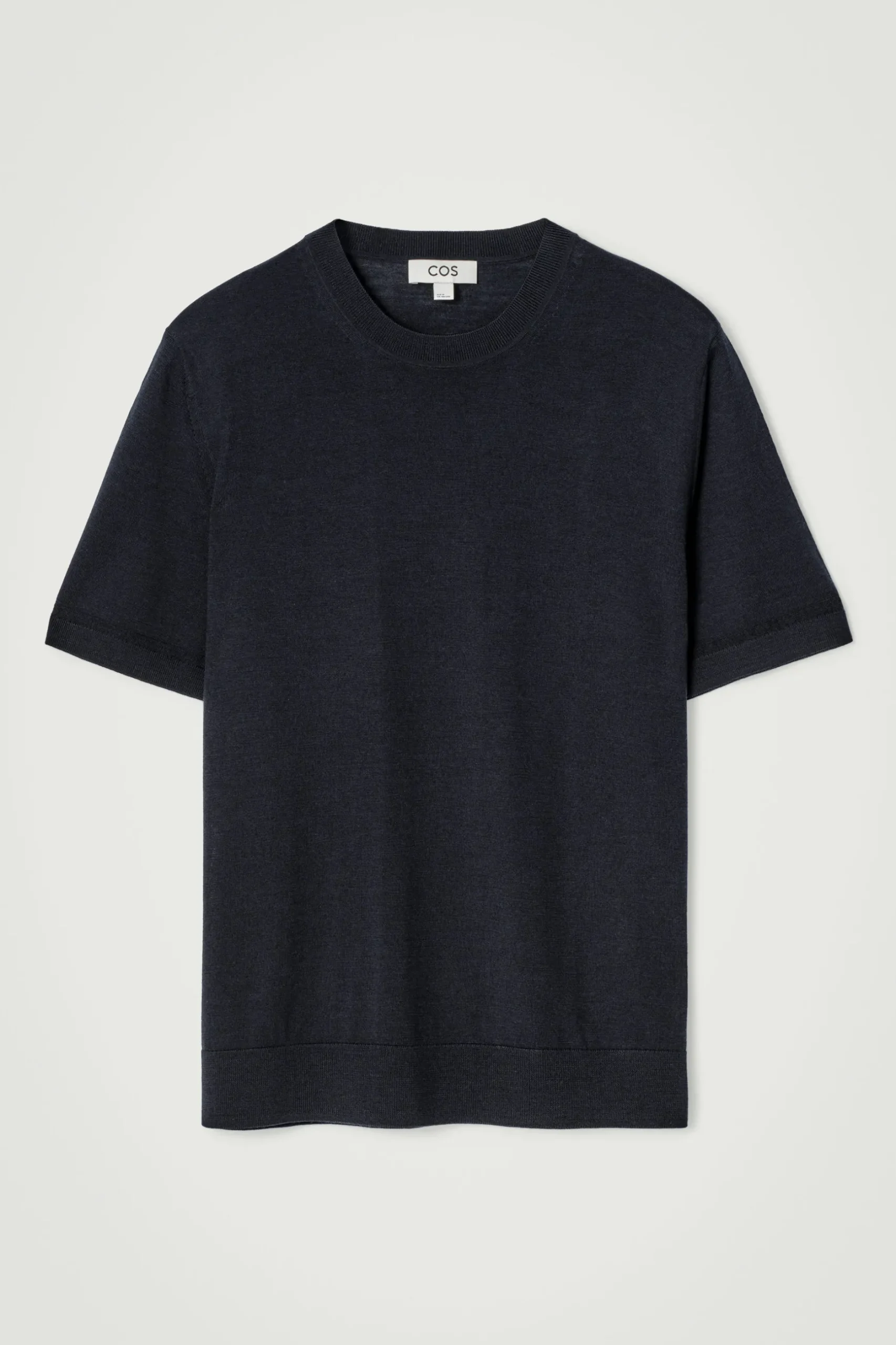 Best COS DOPASOWANY T-SHIRT Z WEŁNY MERINO Granatowy