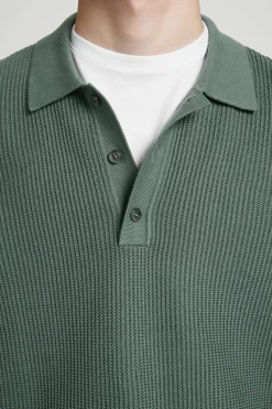 Fashion COS DZIANINOWY TOP POLO O STRUKTURALNEJ POWIERZCHNI Zielony