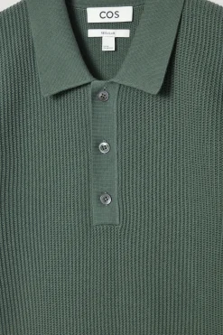 Fashion COS DZIANINOWY TOP POLO O STRUKTURALNEJ POWIERZCHNI Zielony
