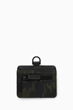Sale COS ETUI NA KARTY W ZWIERZĘCY WZÓR Z ZAPIĘCIEM