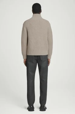 New COS JEANSY „SIGNATURE” Z PROSTYMI NOGAWKAMI Powlekanyczarny