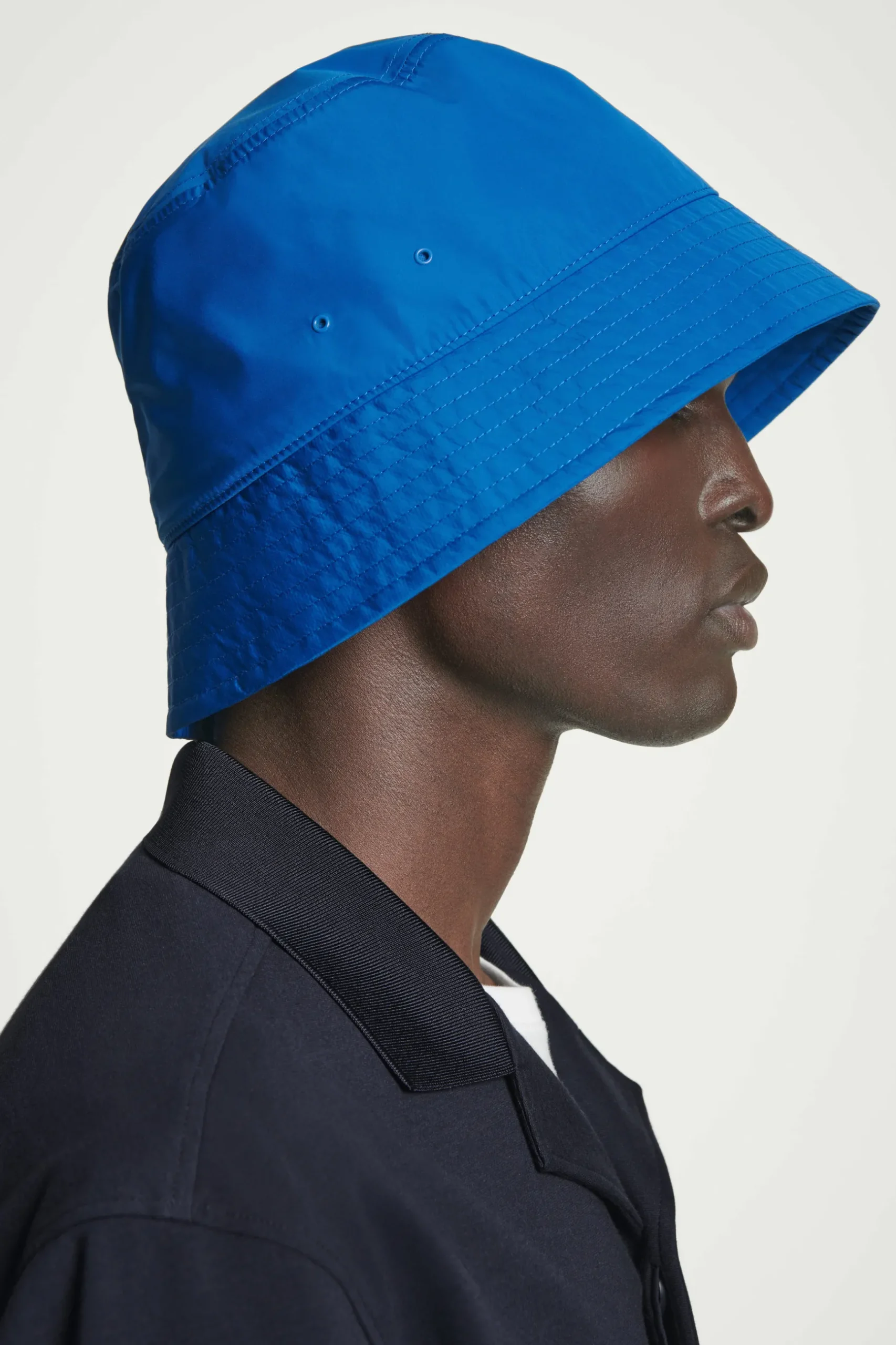 New COS KAPELUSZ TYPU BUCKET Kobaltowy