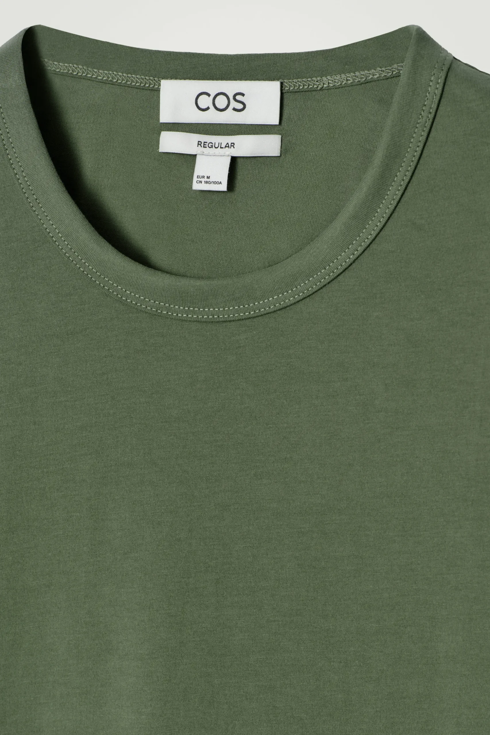 New COS KLASYCZNY T-SHIRT ZE SZCZOTKOWANEJ BAWEŁNY Khaki