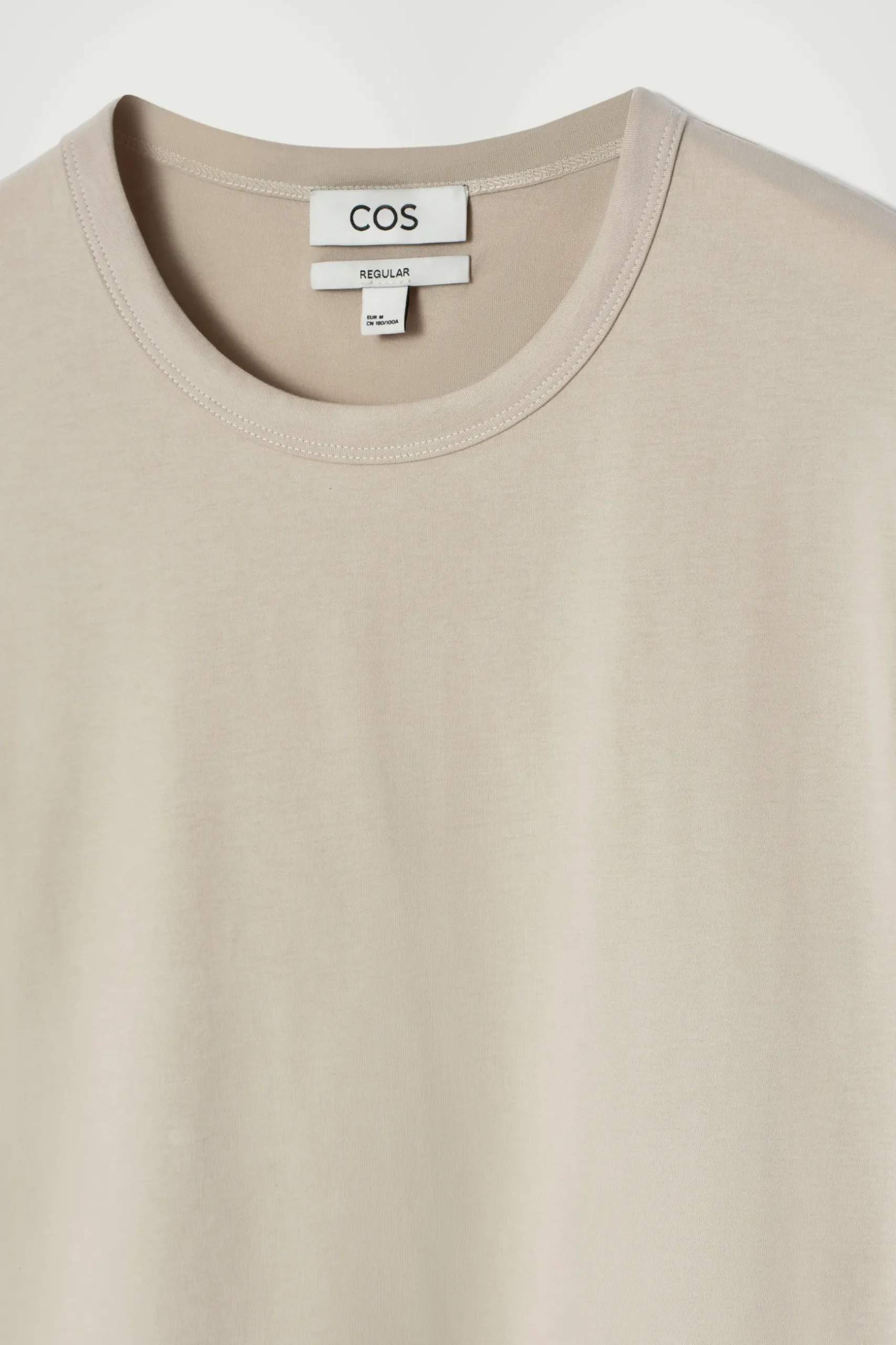 Clearance COS KLASYCZNY T-SHIRT ZE SZCZOTKOWANEJ BAWEŁNY Beżowy