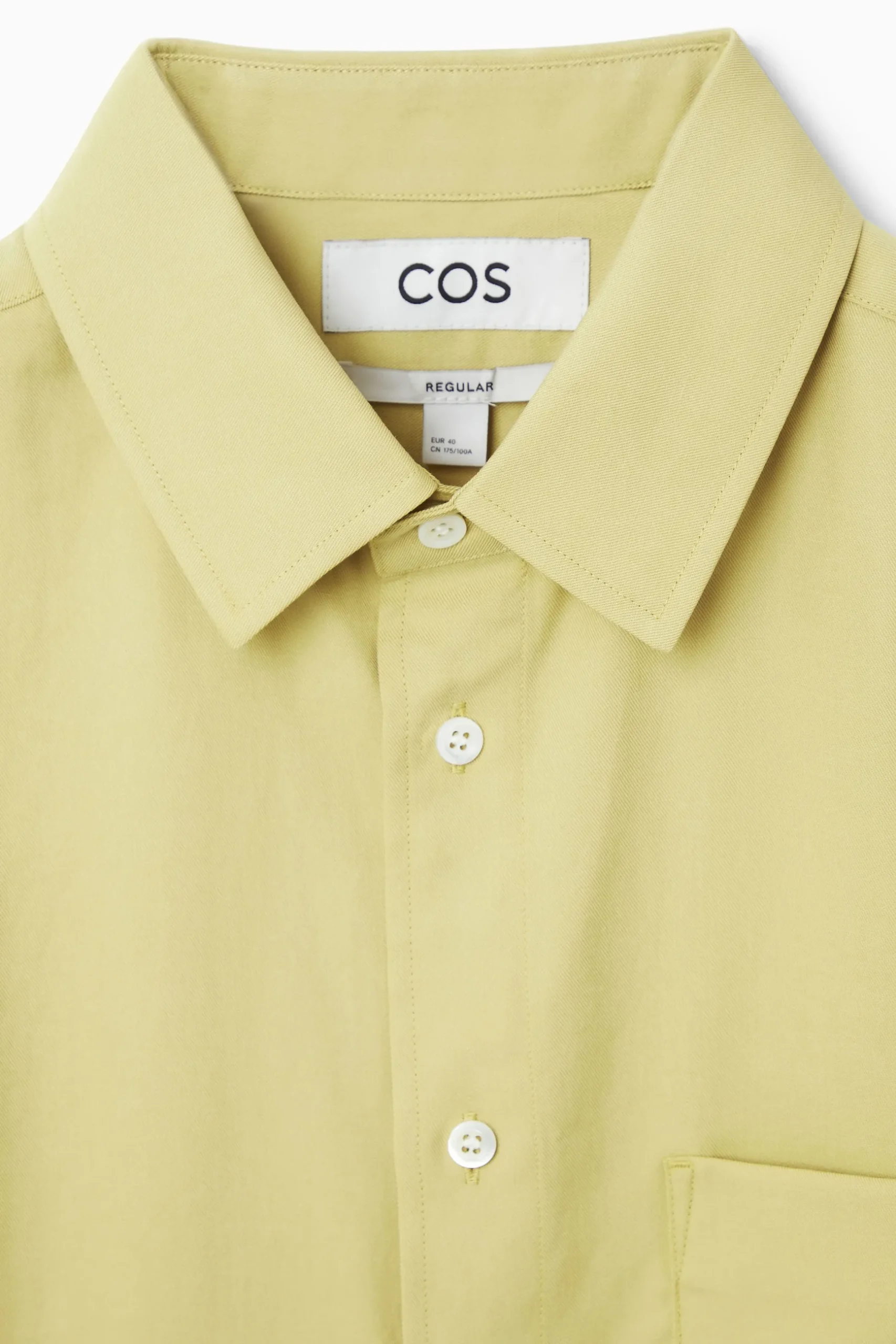 Sale COS KOSZULA Z DIAGONALU – REGULAR FIT Zakurzonyżółty