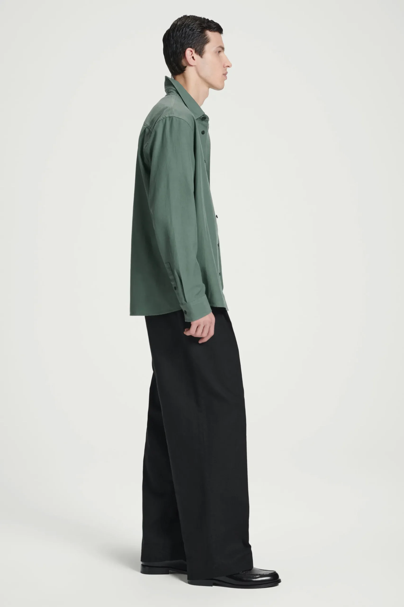 Sale COS KOSZULA Z DIAGONALU – RELAXED FIT Szałwiowazieleń