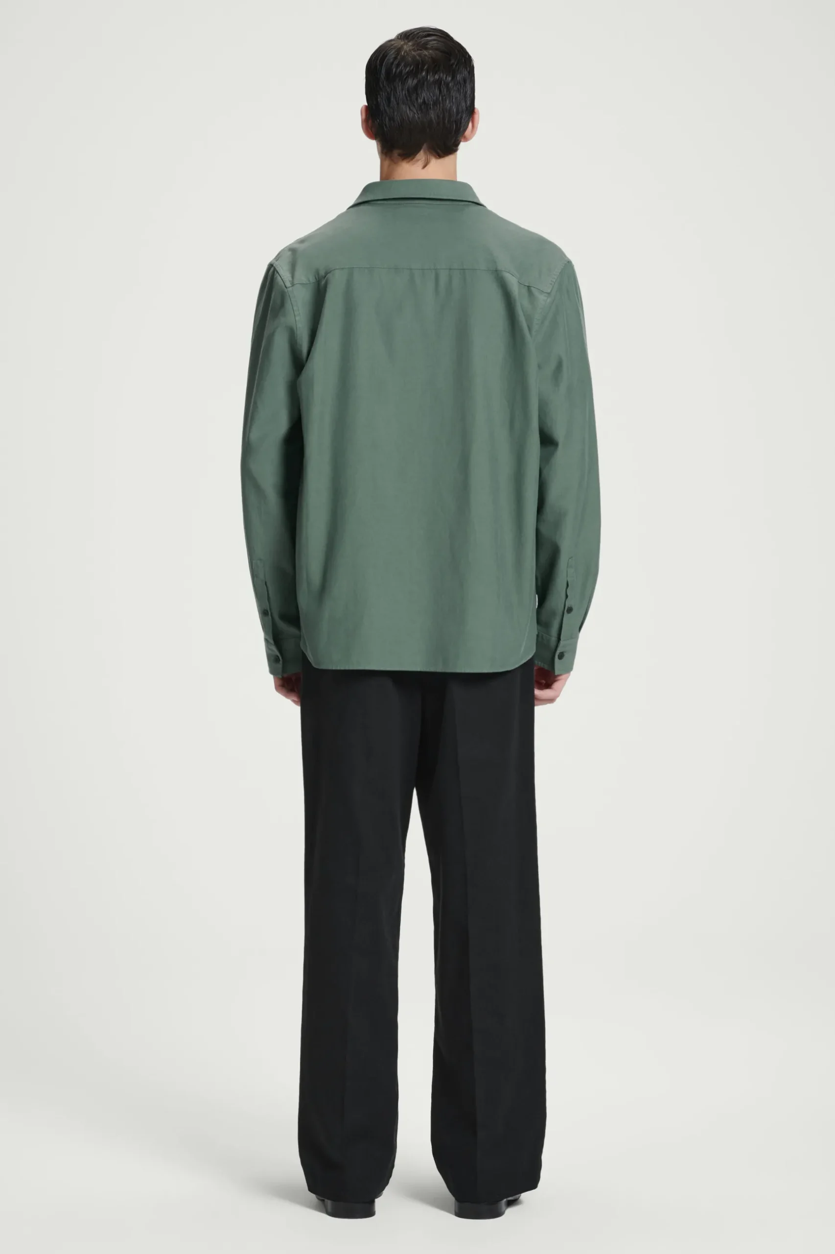 Sale COS KOSZULA Z DIAGONALU – RELAXED FIT Szałwiowazieleń