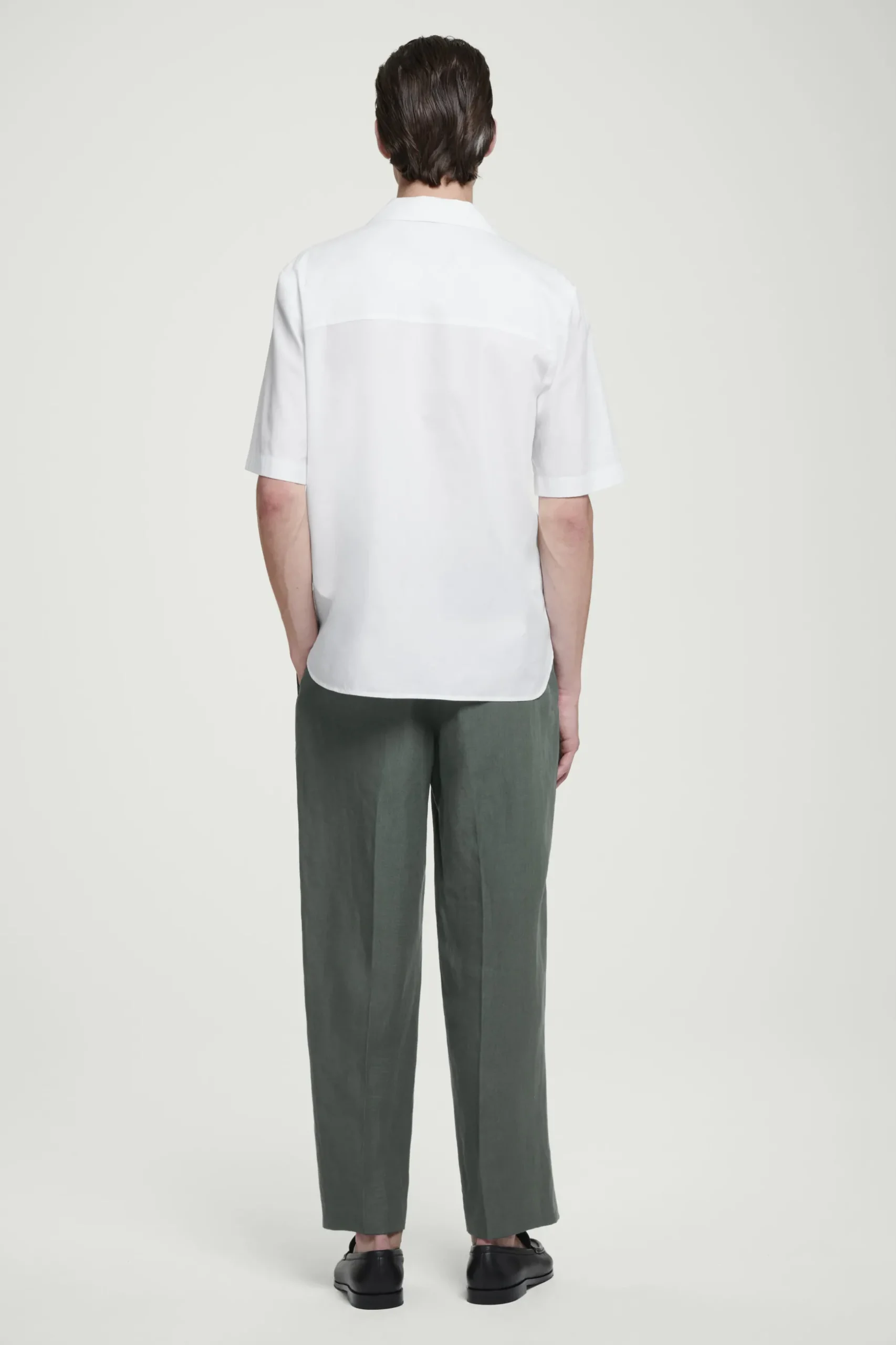 New COS KOSZULA Z MIESZANKI Z JEDWABIEM – RELAXED FIT Złamanybiały