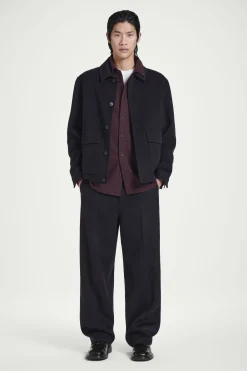 New COS KOSZULA ZE SZCZOTKOWANEGO MATERIAŁU – RELAXED FIT Burgundowy