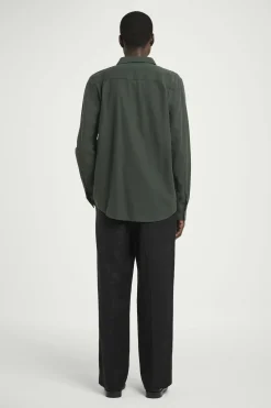 Sale COS KOSZULA ZE SZCZOTKOWANEGO MATERIAŁU – RELAXED FIT Ciemnozielony