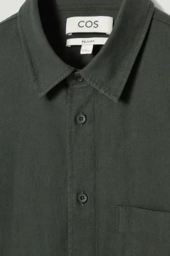Sale COS KOSZULA ZE SZCZOTKOWANEGO MATERIAŁU – RELAXED FIT Ciemnozielony