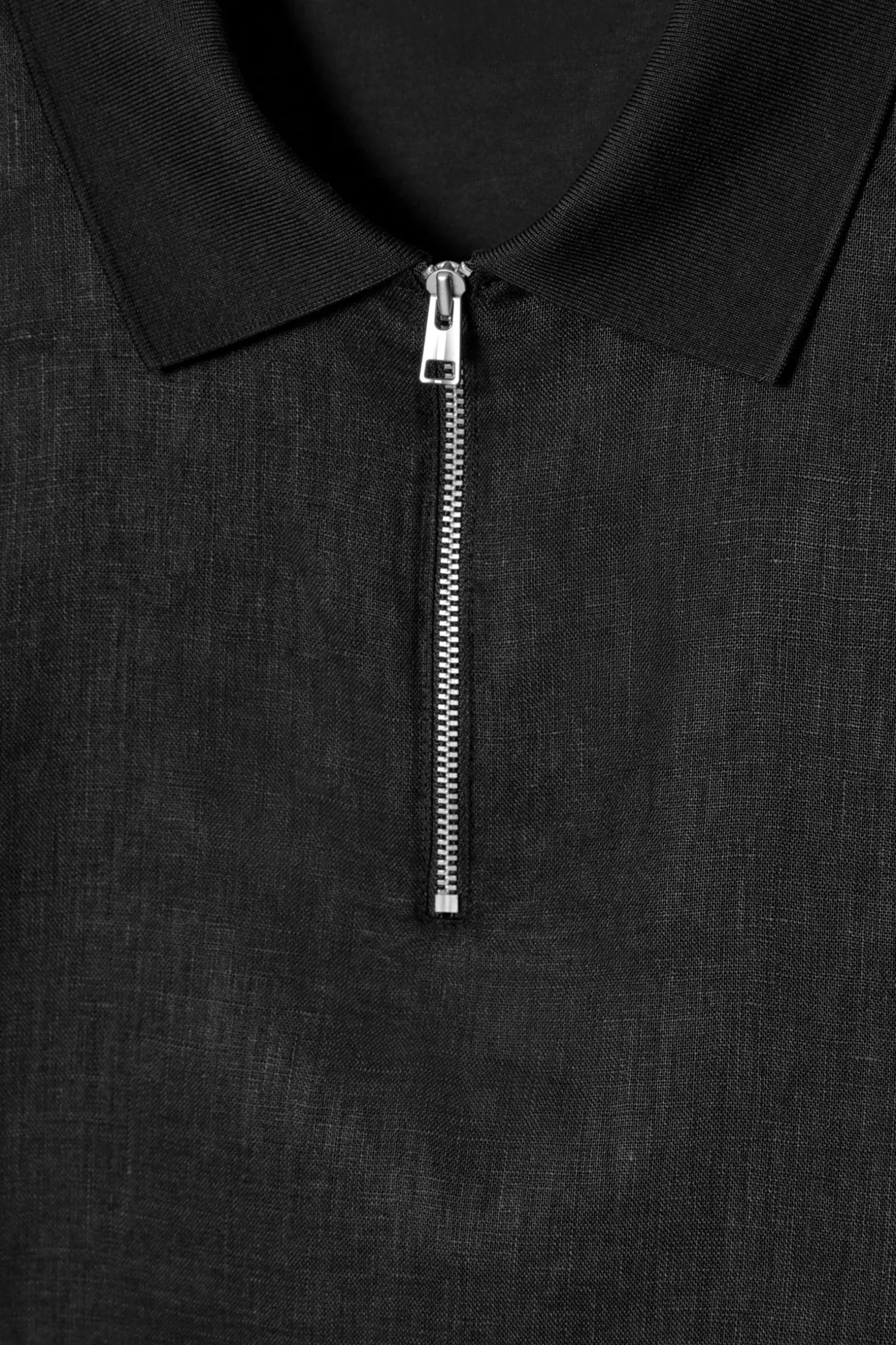 Best COS KOSZULKA POLO Z LNIANYM PANELEM Czarny