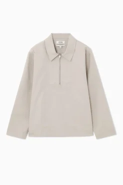 Clearance COS KOSZULKA POLO Z ZAMKIEM Stone