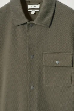 Fashion COS KURTKA KOSZULOWA Z BAWEŁNY O SPLOCIE SKOŚNYM Ciemnykhaki