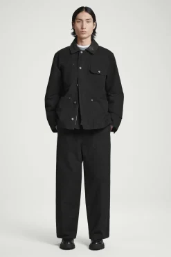 Fashion COS KURTKA POLOWA ZE SKÓRZANYM KOŁNIERZYKIEM Czarny