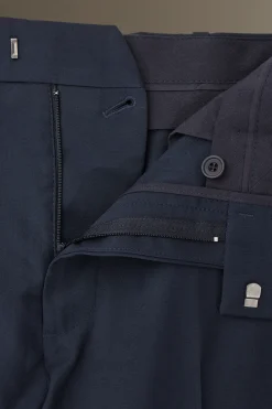 Fashion COS LEKKIE WEŁNIANE SPODNIE Z PROSTYMI NOGAWKAMI Granatowy