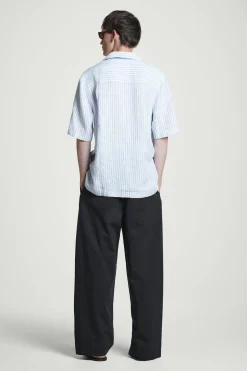 Fashion COS LNIANA KOSZULA Z KOŁNIERZYKIEM KUBAŃSKIM