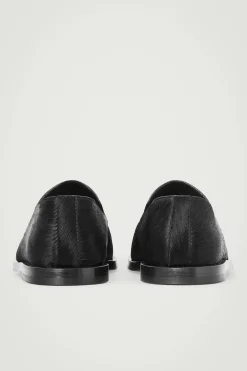 New COS LOAFERSY ZE SKÓRY Z WŁOSIEM Grafitowy