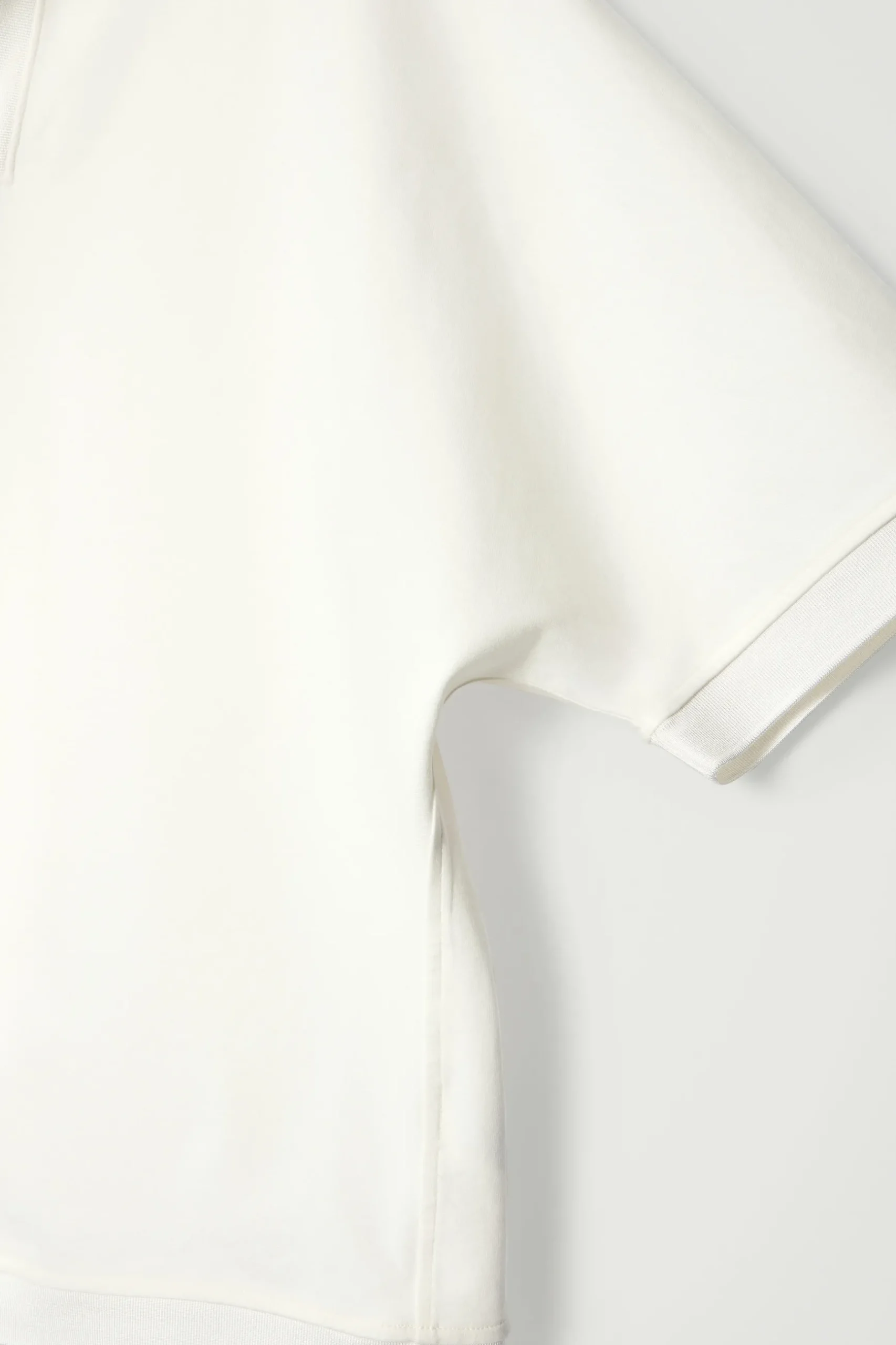 New COS LUŹNA KOSZULKA POLO Z OTWARTYM KOŁNIERZYKIEM Biały